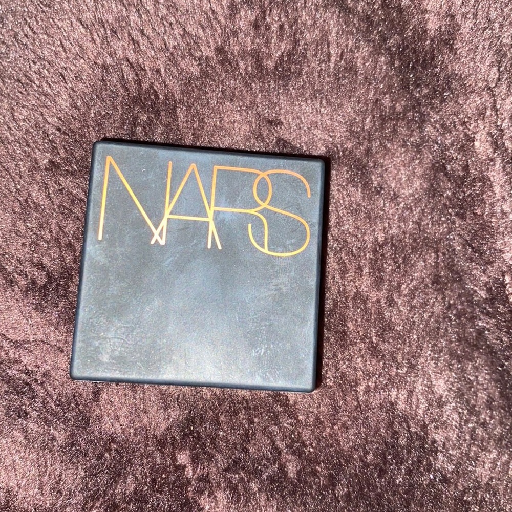 NARS blush in Laguna